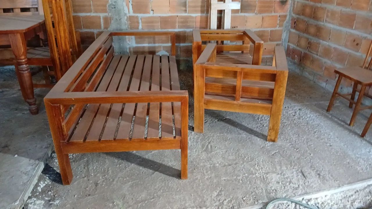 Sofá de madeira  - Foto 2