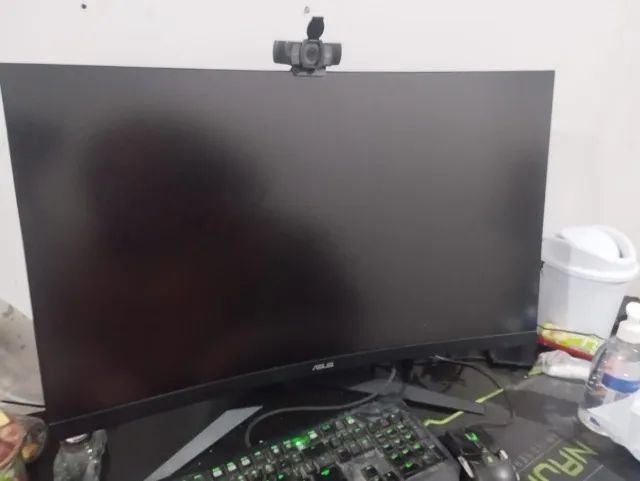 Monitor 32? Curvo ASUS TUF Gaming (Com Defeito)
