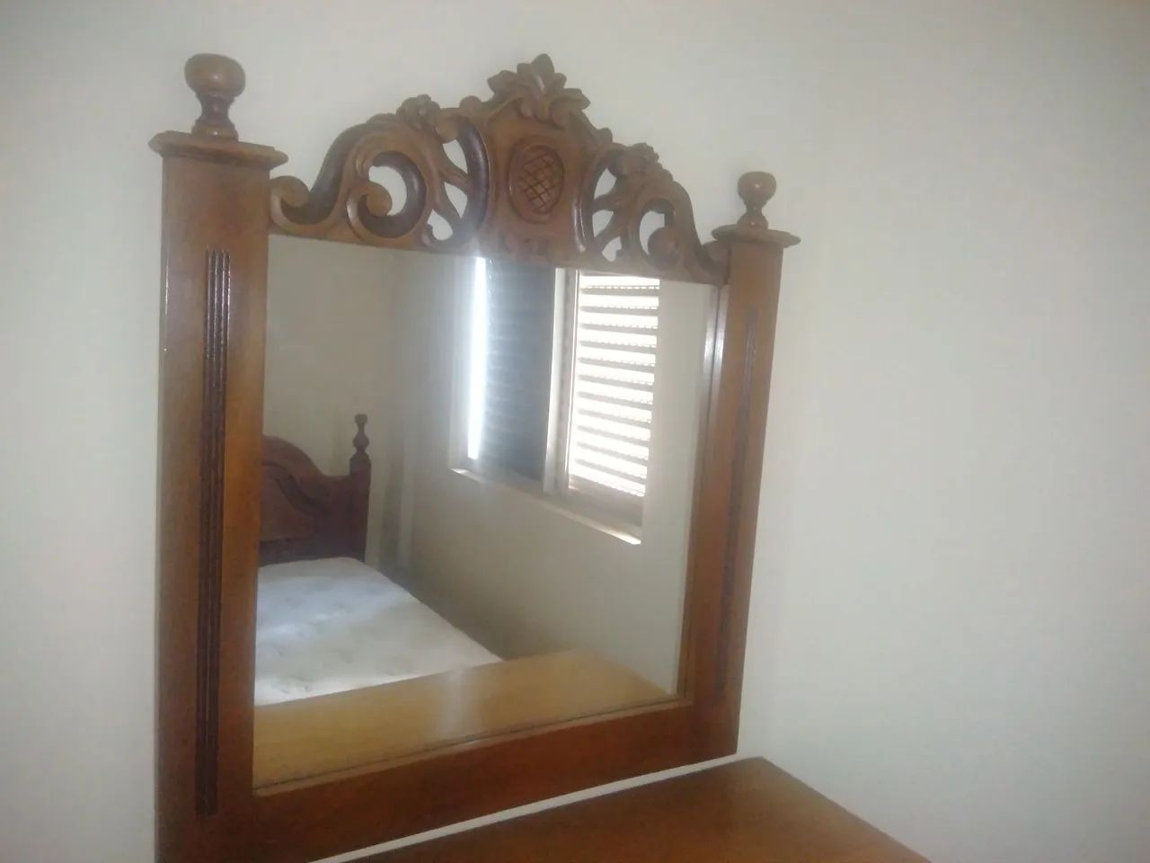 Jogo de quarto estilo colonial em cerejeira  - Foto 4