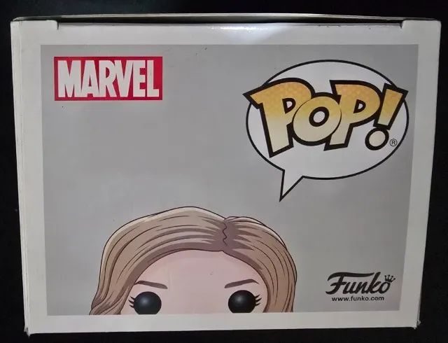 Funko Pop Captain Marvel (Chase) #425   - Foto 5