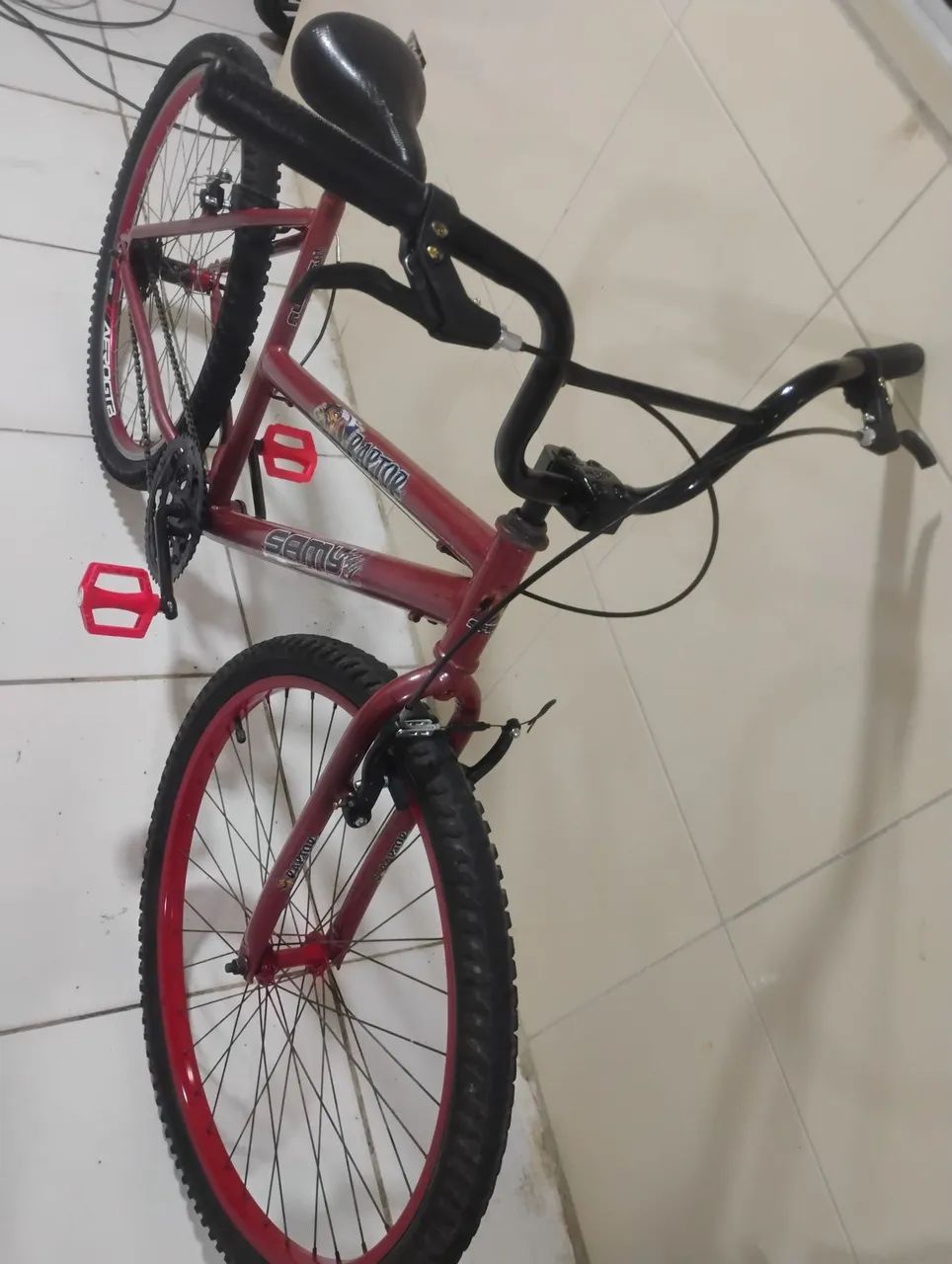 Bicicleta aro 26 vermelha - Foto 2