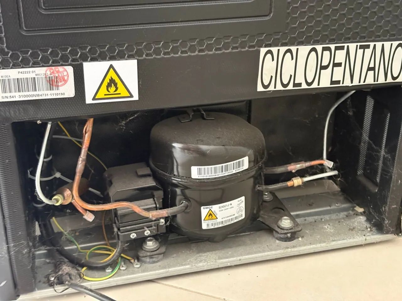 Frigobar Midea 124 litros  - Foto 4