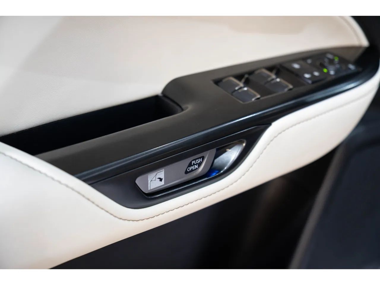 Lexus NX-350h F-sport 2.5 16V Aut. (hybrid), foto 13 de 20