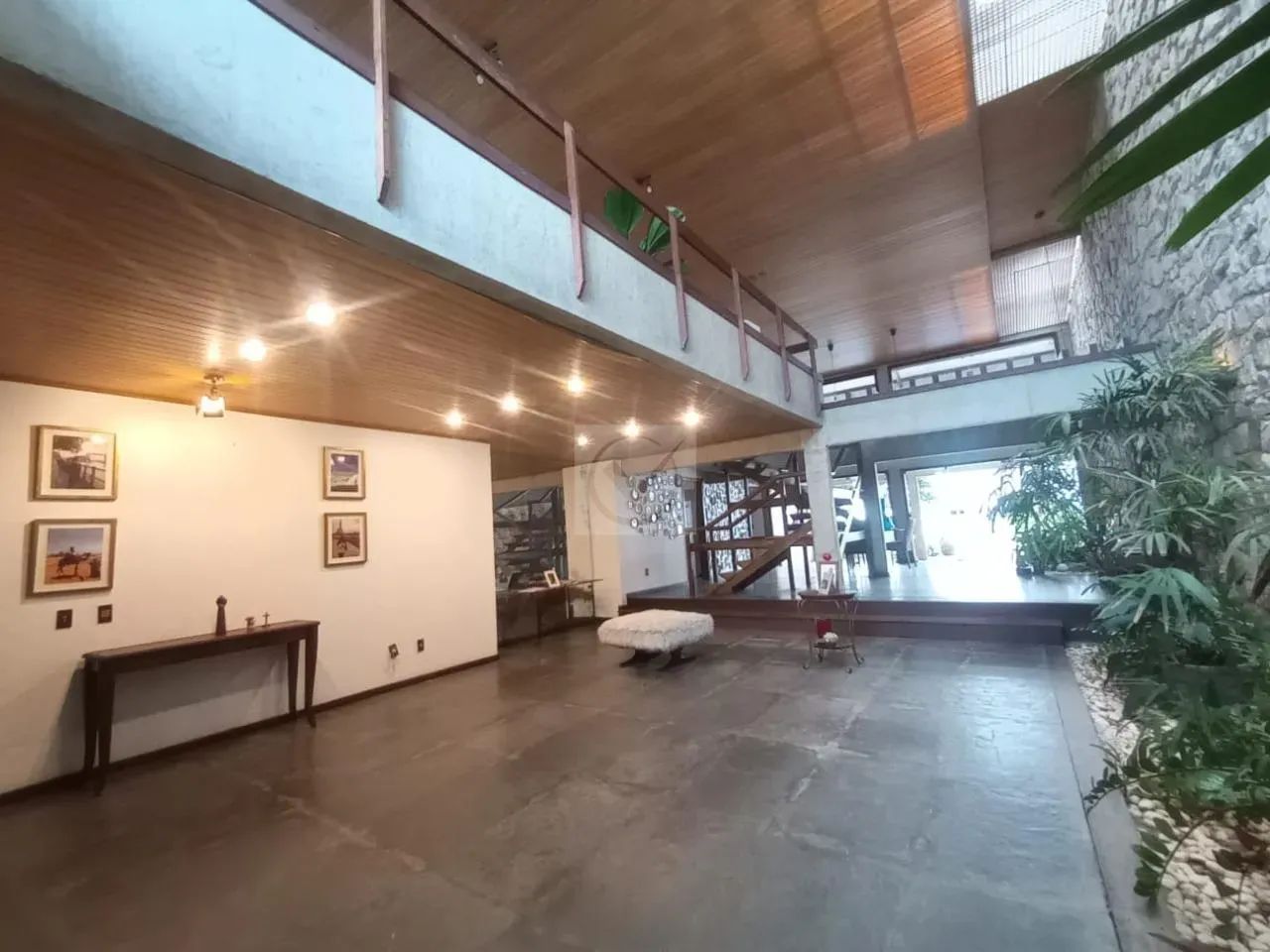 Oportunidade Única na Antiga Beira Mar: Casa Ampla e Sofisticada para Morar ou Empreender! - Foto 3