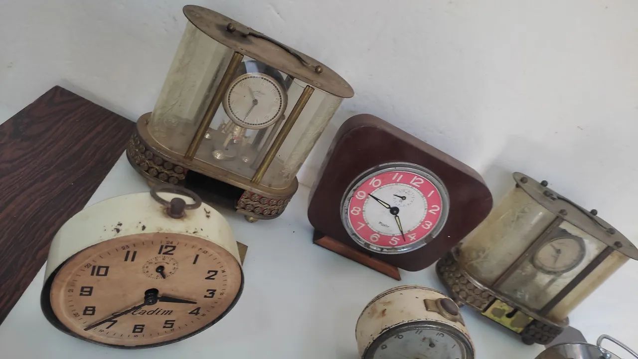 WESTERN GERMANY - JCHMID JEWELLED relogios de mesa  - Foto 2