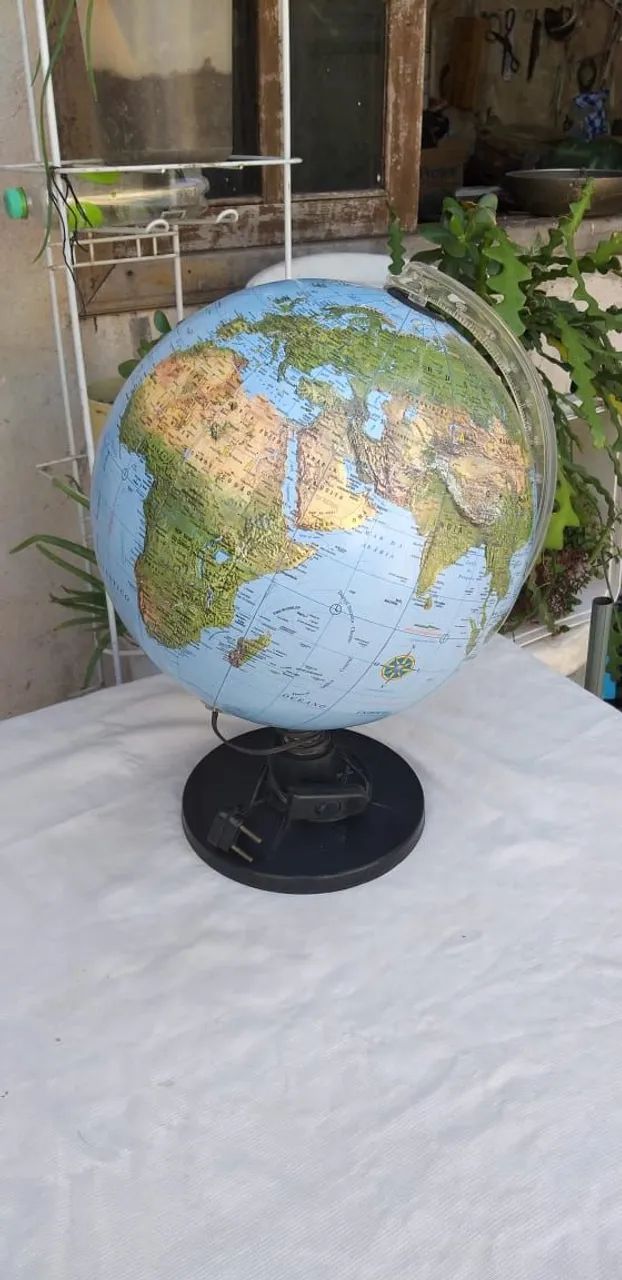 Globo terrestre luminária 