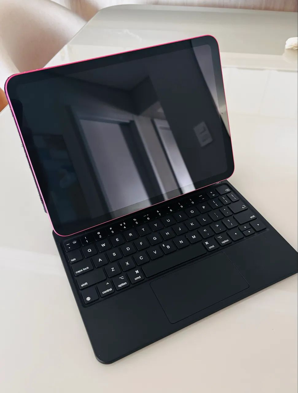 iPad 10° Geração 64GB Rosa + Teclado  - Foto 2