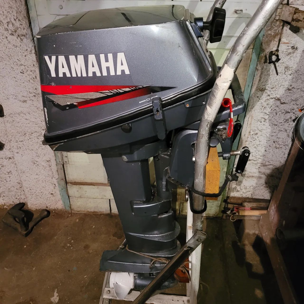 Motor popa Yamaha  8hp. - Foto 2