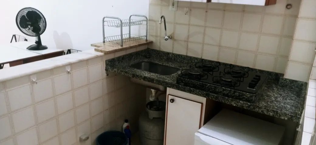 A341 - Apartamento tipo quarto e sala no centro turístico da cidade - Foto 2