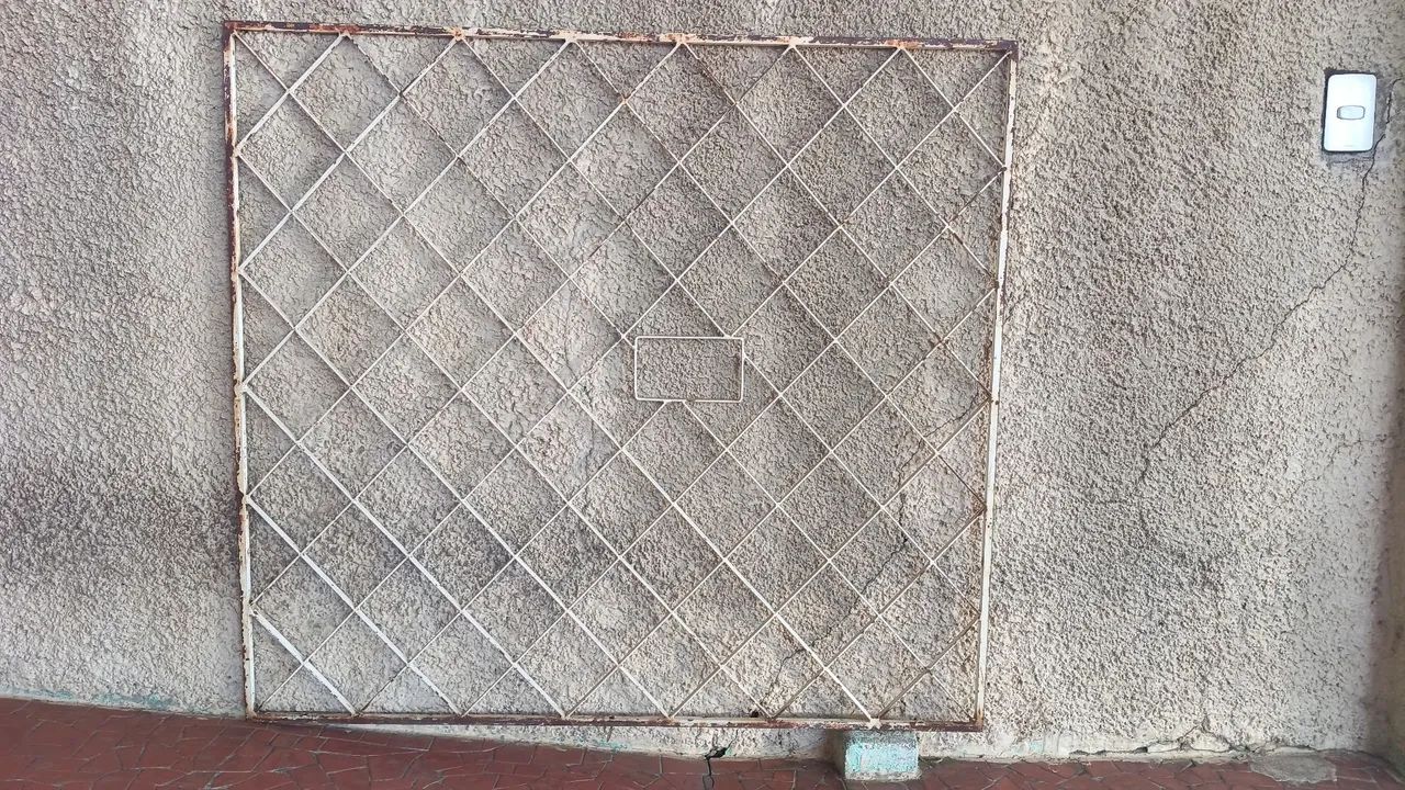 2 Grade de ferro fundo para janela