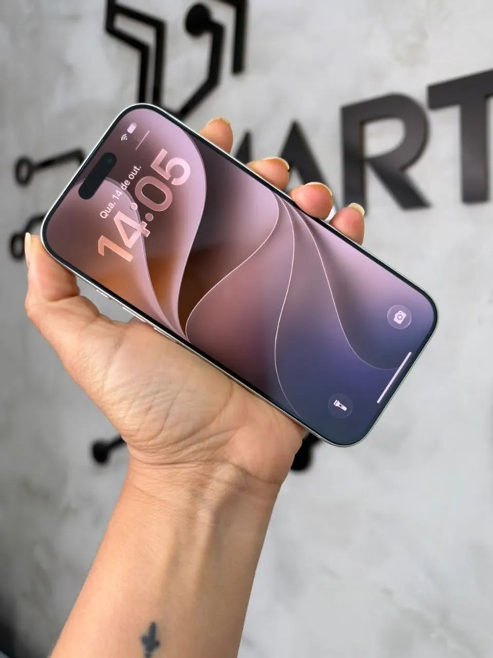 iPhone 17 Pro Silver - 256GB - Celulares e Smartphones - Centro