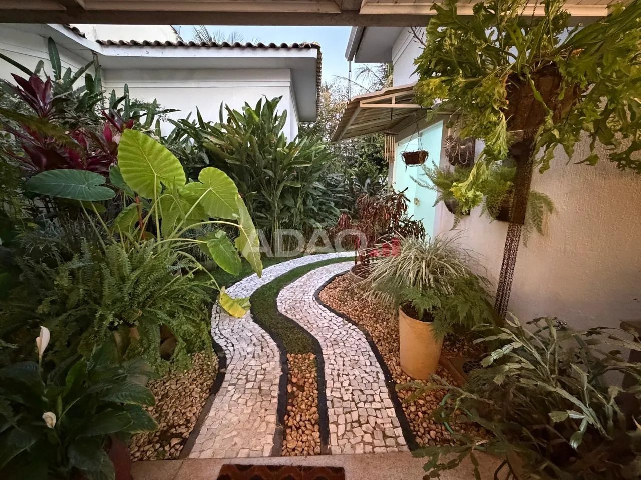 Mansão no Portal do Sol
