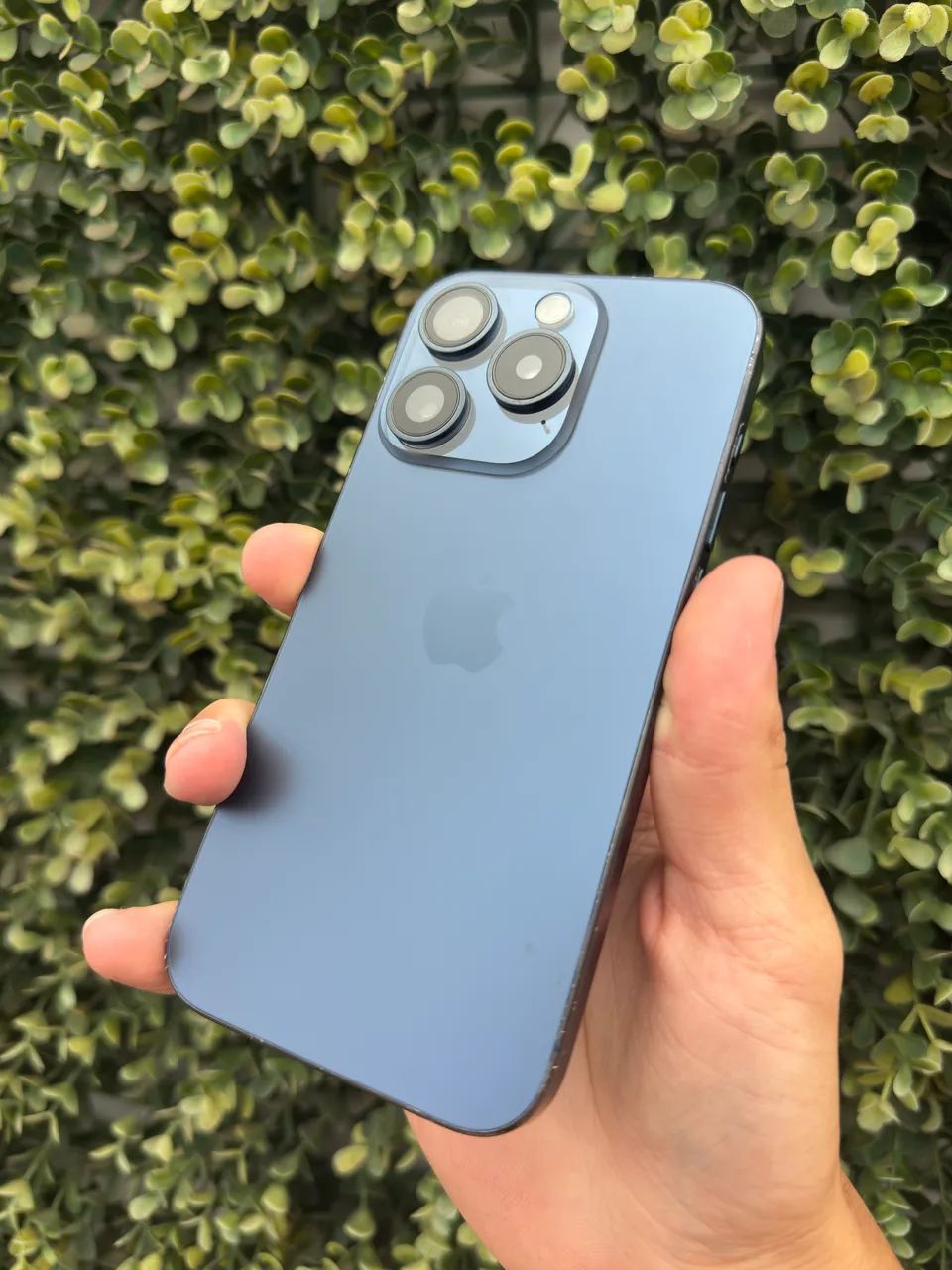 iPhone 15 Pro 128GB - Excelente Estado 