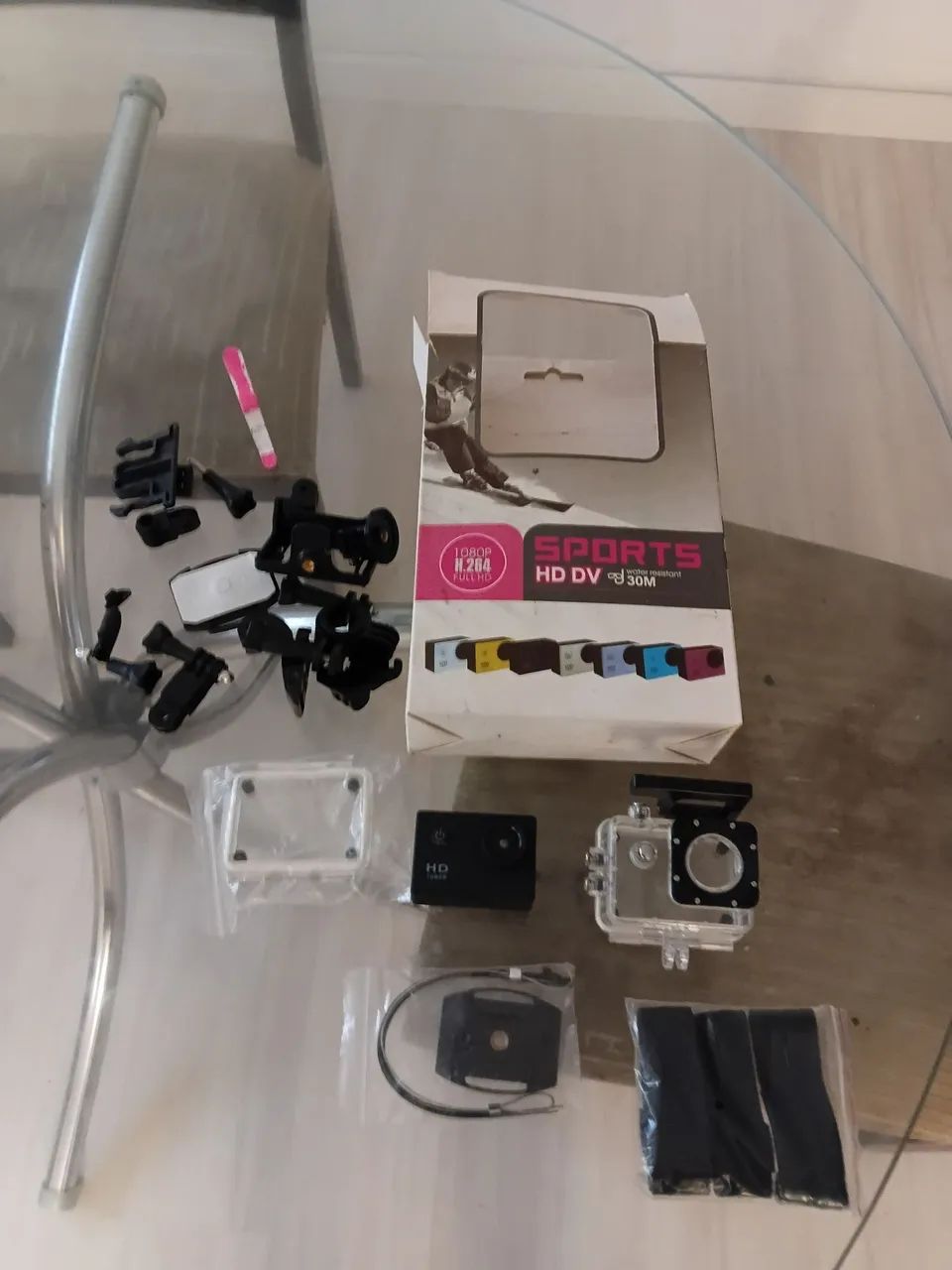 Câmera de ação tipo Gopro + acessórios nova