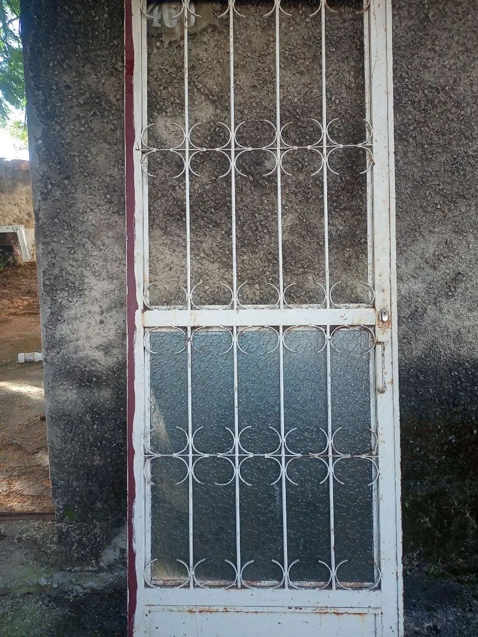 Porta com grade 2,6x80