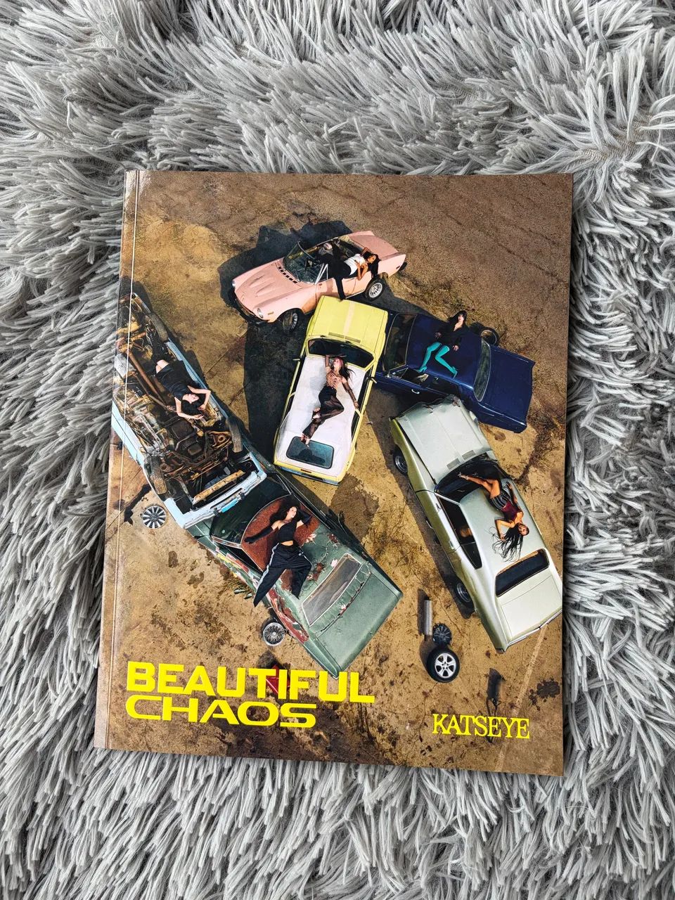 Álbuns KATSEYE - Beautiful Chaos (2 versões) 