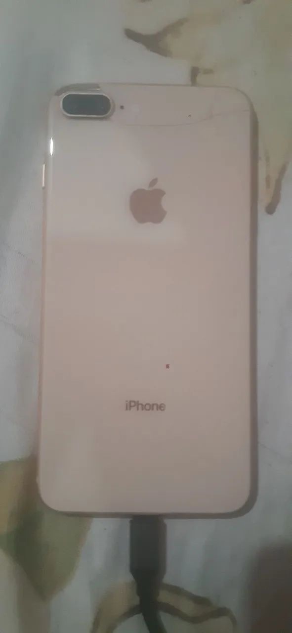 IPhone 8 Plus 64 gb - Foto 2