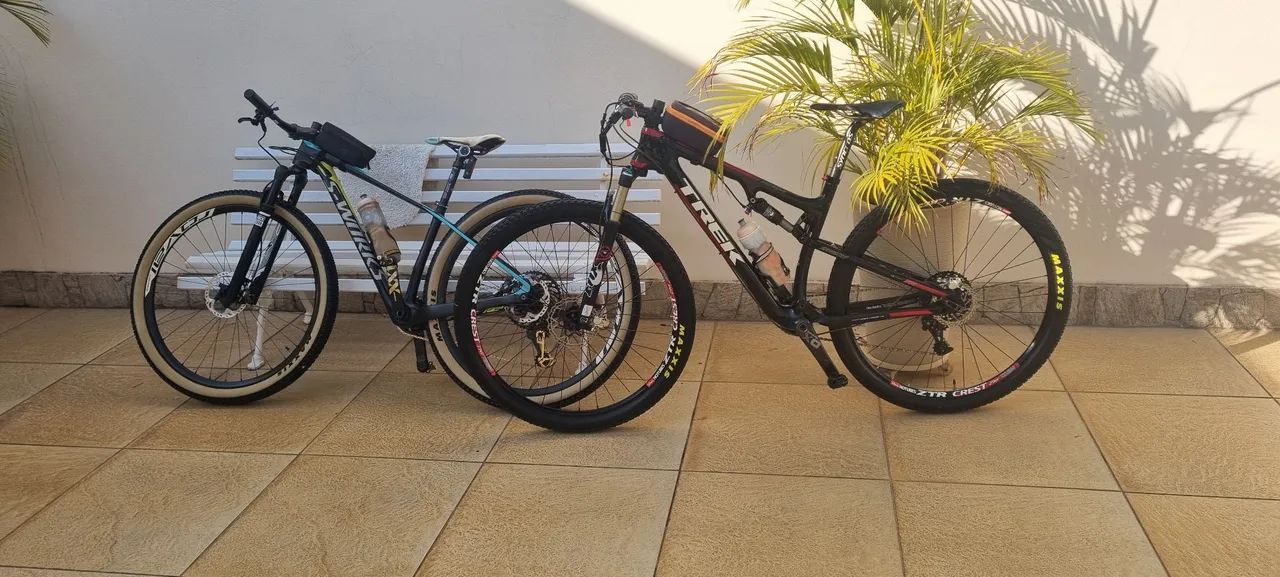 Mountain bike full Trek Carbono  - Foto 3