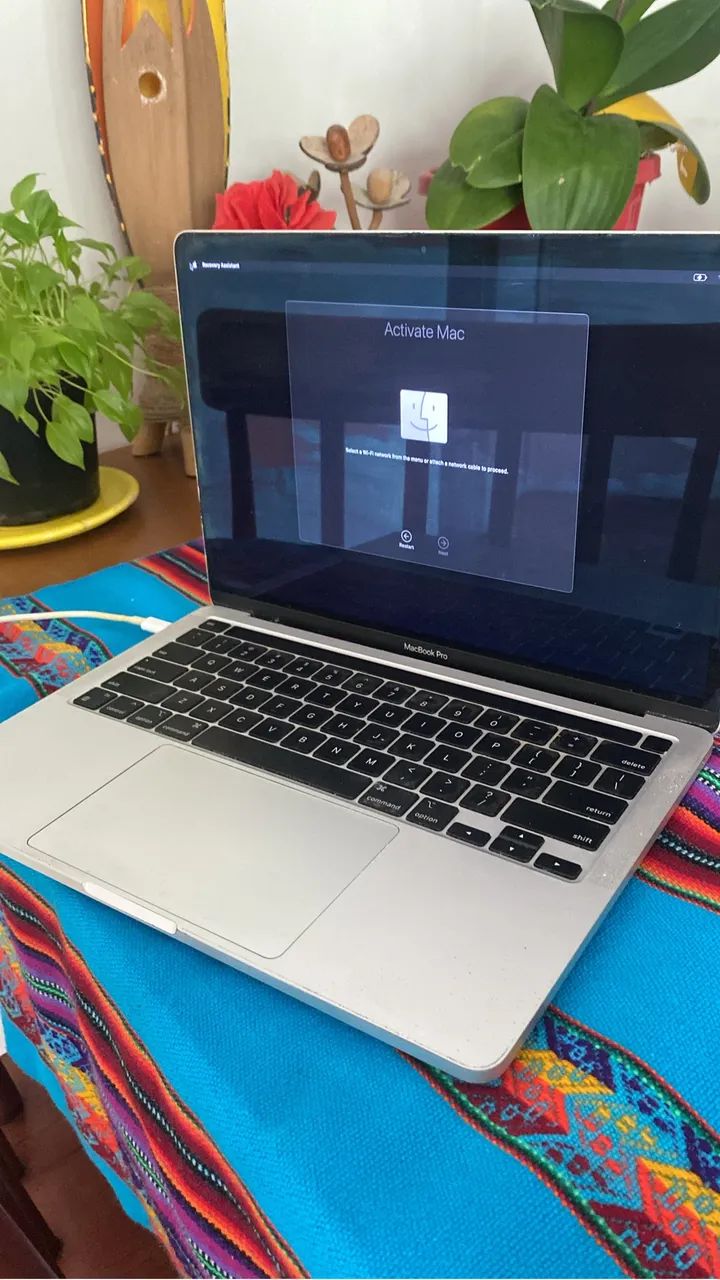 MacBook PRO M1 2020 8G HD 256 - Notebooks - Vicente Pinzon