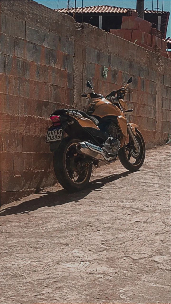 VENDO CB 300 2010/2011 - Foto 2