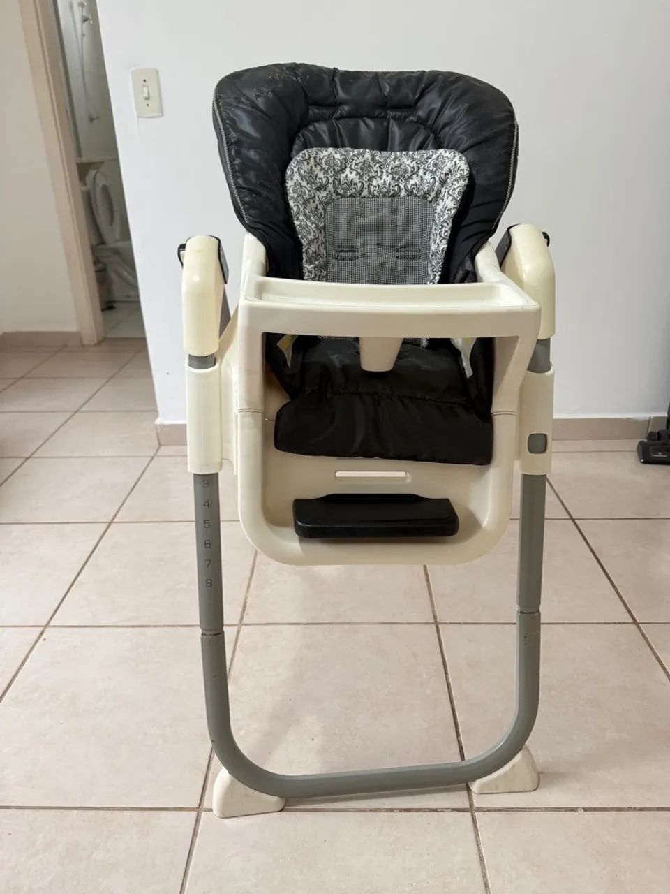 Cadeira de alimentação bebê  - Foto 3