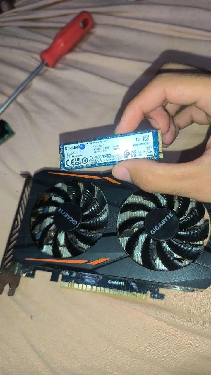 Placa de vídeo e SSD NVME