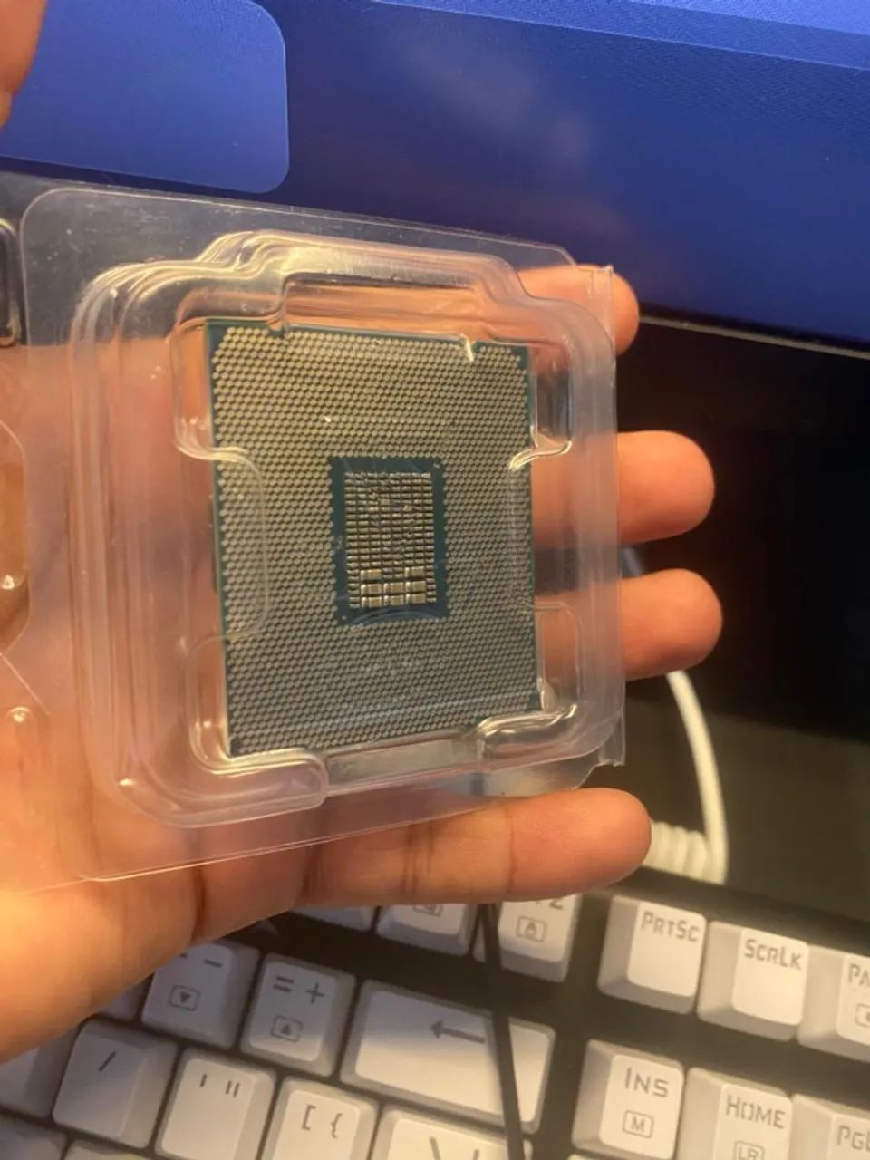 Xeon 2667 v4 novo nunca usado - Foto 2