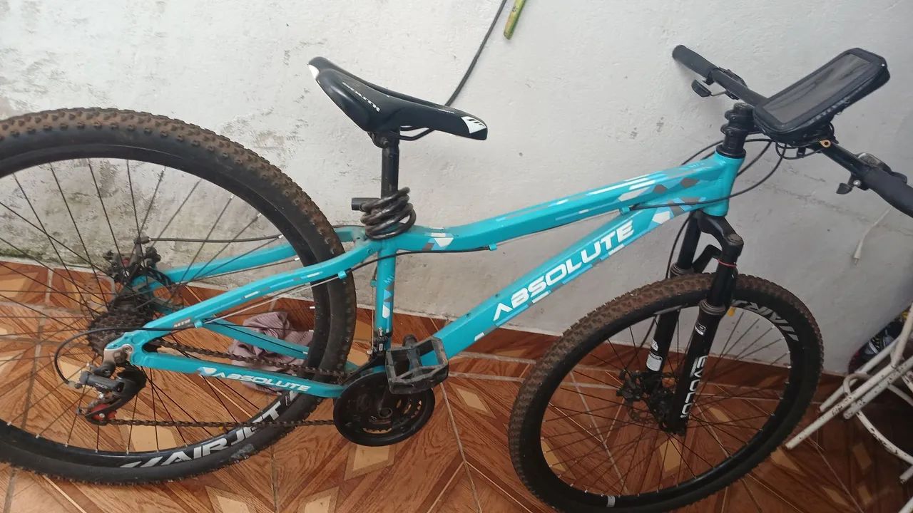 Vende-se bicicleta freio a disco de macha
