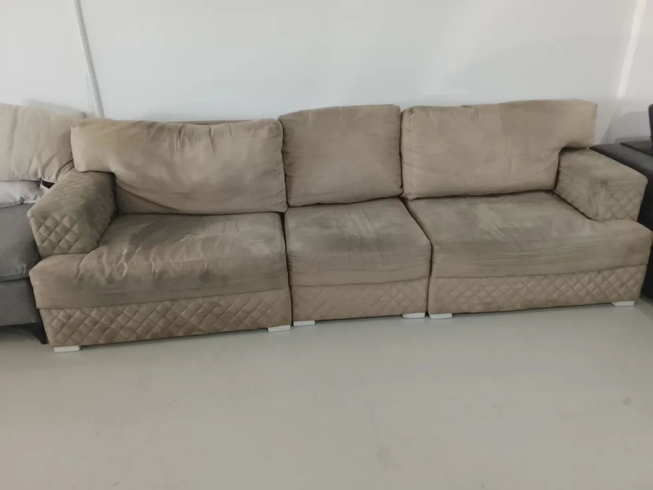 Sofá living medindo 2.80