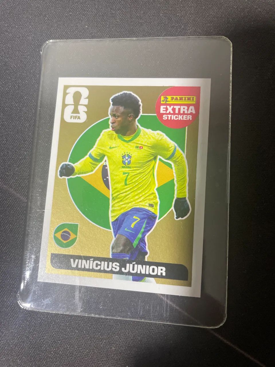 Vinícius Júnior Extra Sticker Ouro.457380912400977923