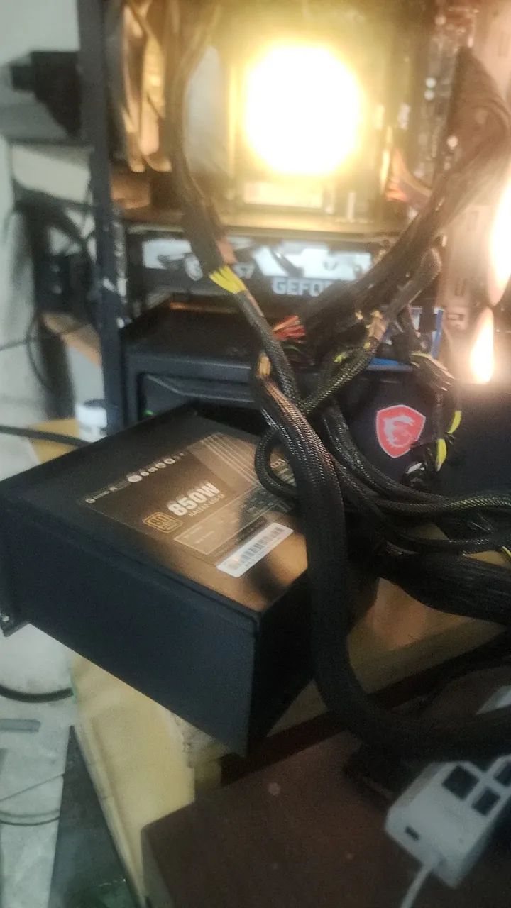 Fonte NZXT 850W SEMI MODULAR  - Foto 2