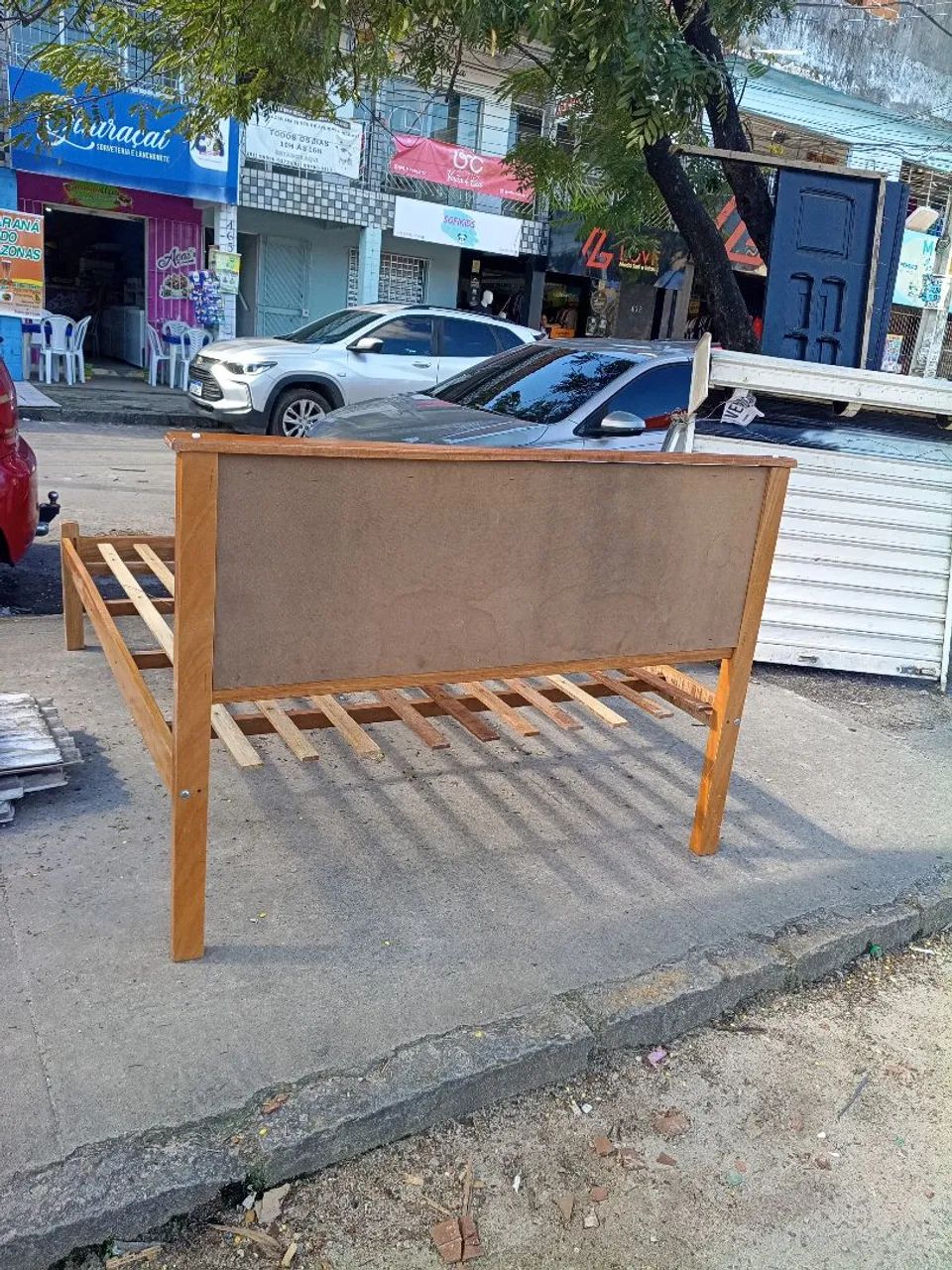 Cama pra vender 400$