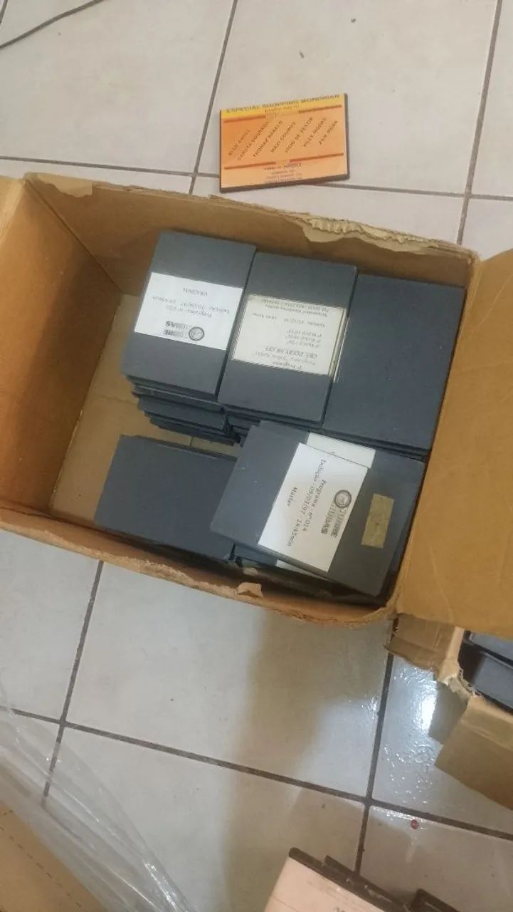 Fitas cassete antigas caixas  - Foto 3