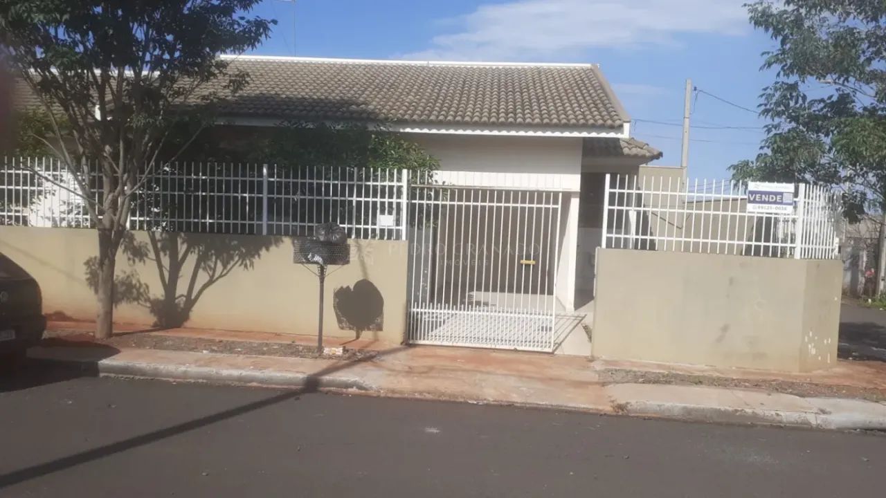 Casa/Sobrado Casa em Floresta