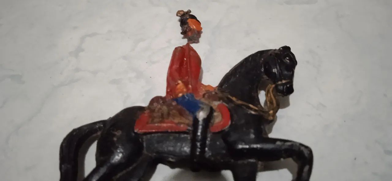 2 soldadinhos de chumbo cavalariços - Foto 3