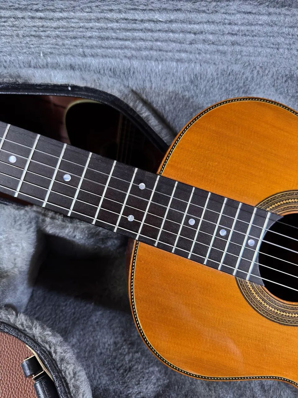 Violão Luthier Ernesto Castañera (argentino) inteiro sólido clássico som aveludado - Foto 4