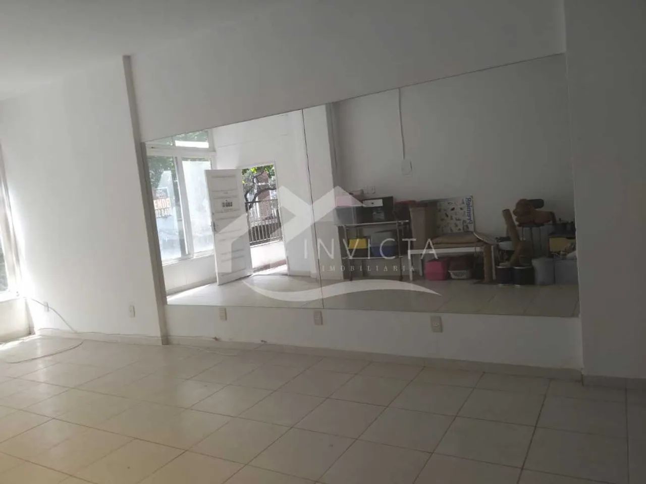 EXCELLENTE SALA ESPAÇOSA E AREJADA !!! - Foto 8