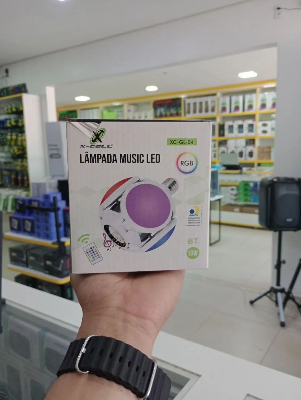 Lâmpada com musica e led 