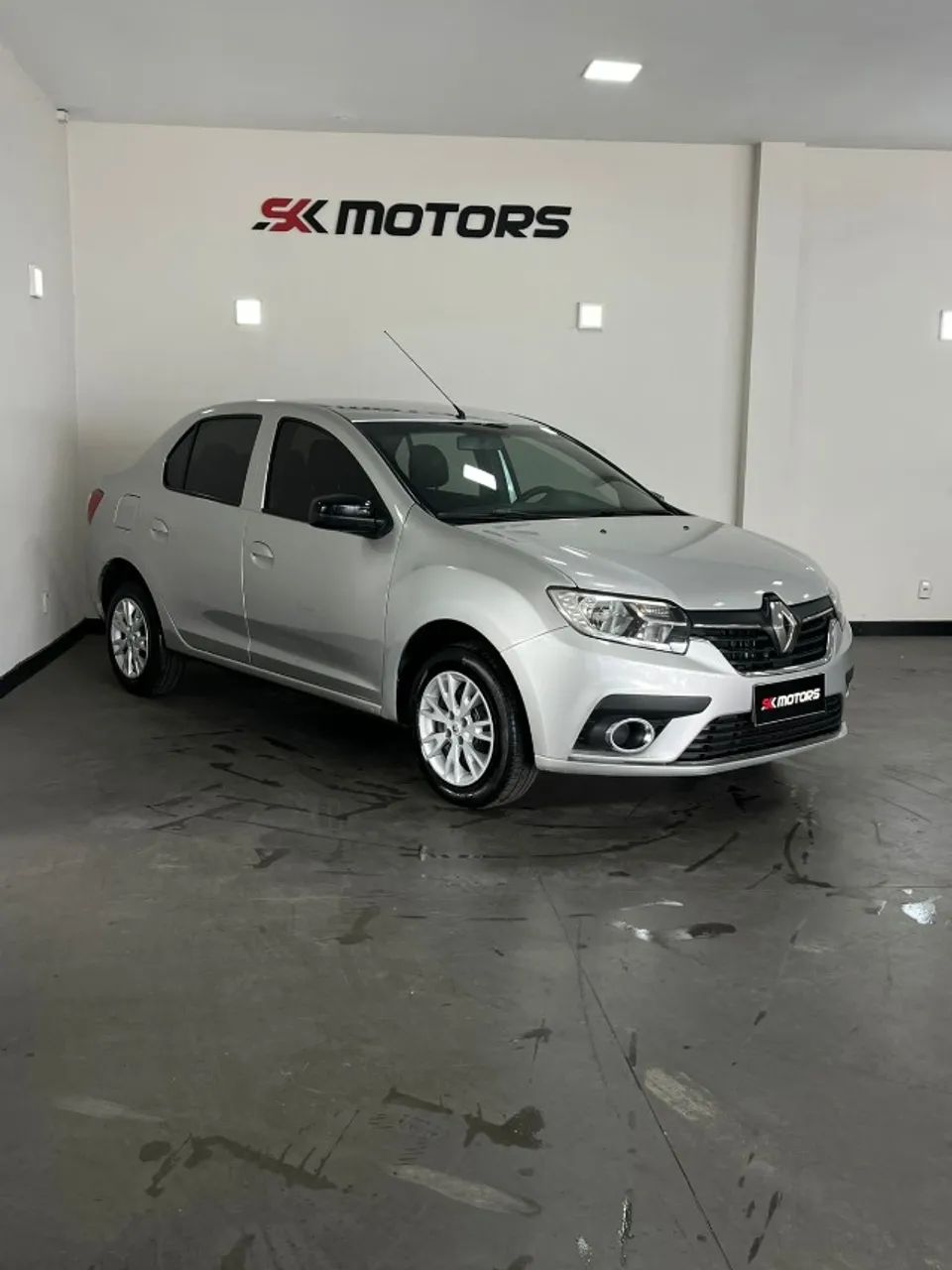 Renault Logan 2023