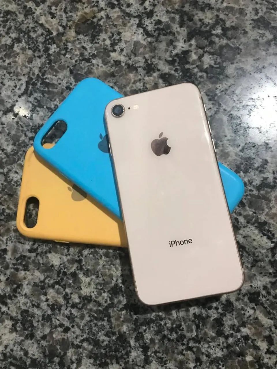 iPhone 8  Perfeito estado pra vender logo  - Foto 3