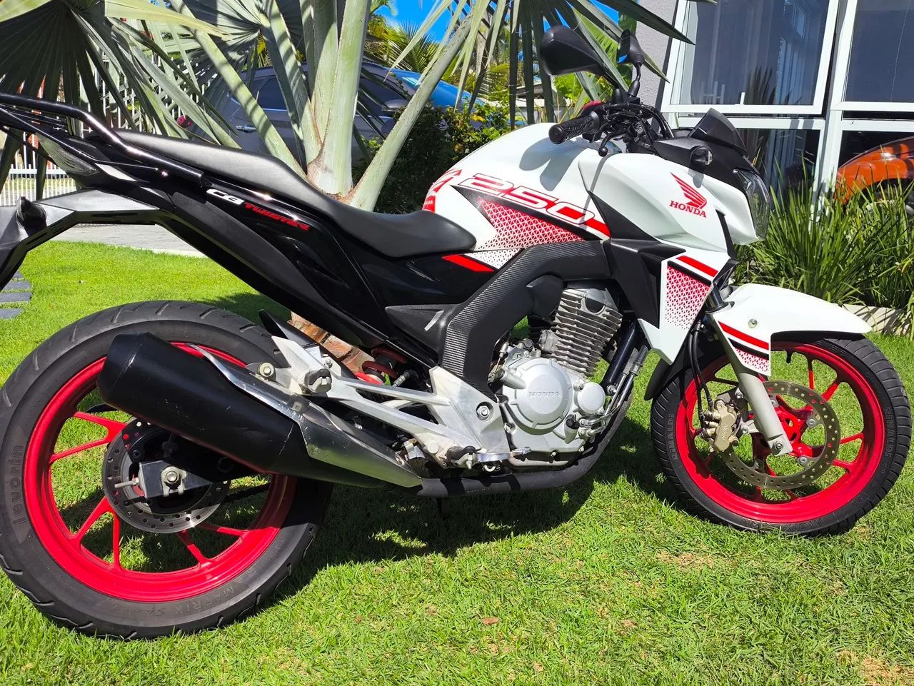 CB 250F (Twister) 2022 - Foto 2