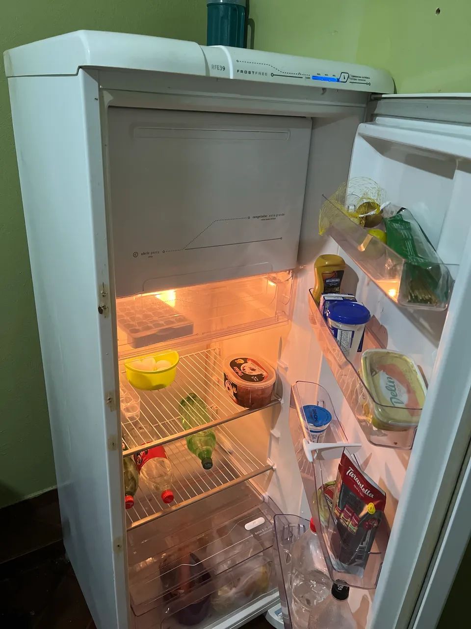 Geladeira com defeito - Foto 4