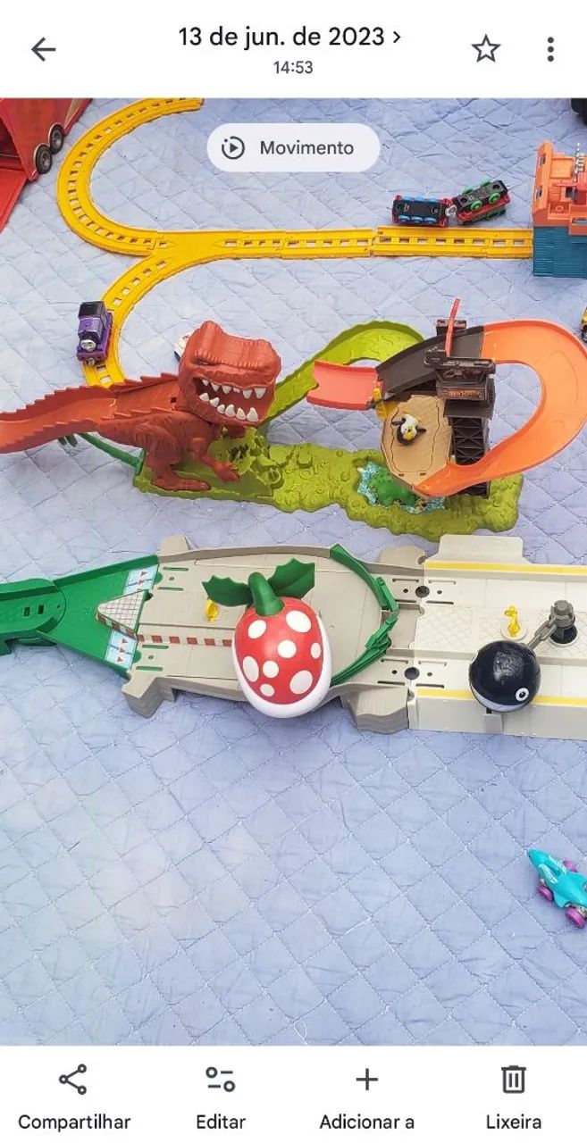 Pista Hotwheels dinossauro 