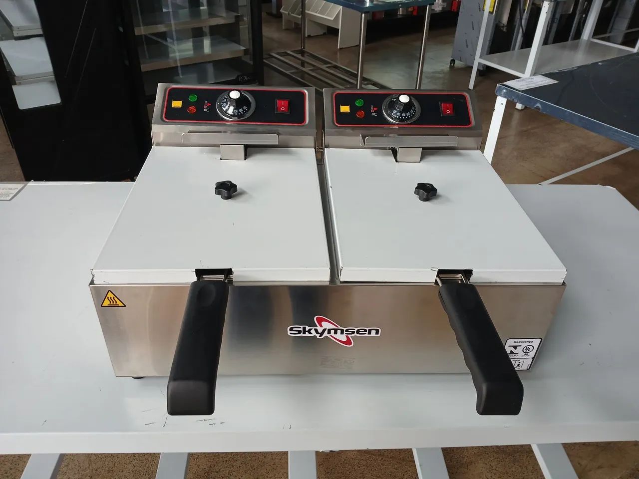 Fritadeira industrial elétrica Skymsen FED-20-N 10L 