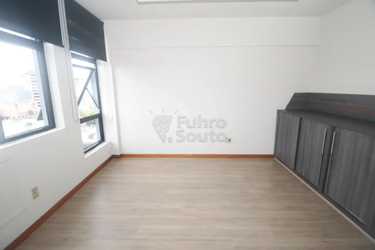 Sala Comercial Semimobiliada no Edifício Santa Marta de Portozuelo - Foto 4