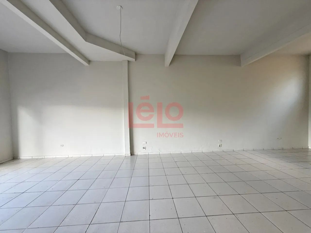 Sala comercial térrea para alugar no Jardim Santa Clara em Maringá com 58 m², banheiro e e - Foto 4