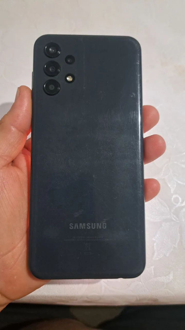 Vendo celular Samsung Galaxy A13 com poucas marcas de uso  - Foto 2