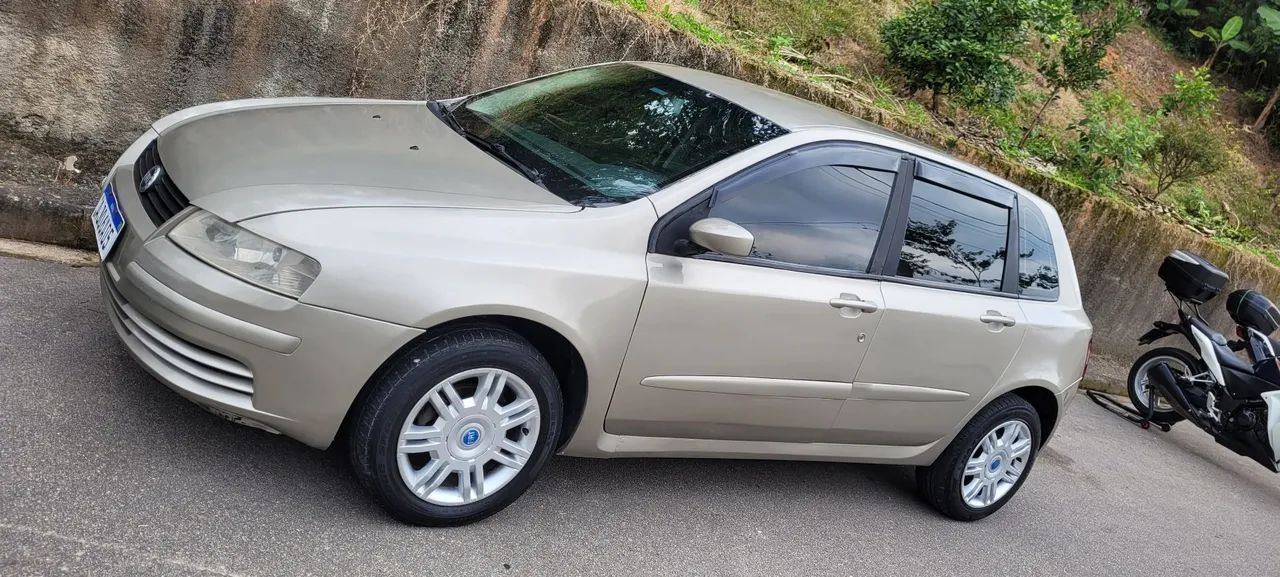 Fiat Stilo 1.8/ 1.8 Connect Flex 8V 5P 2007 - Foto 5