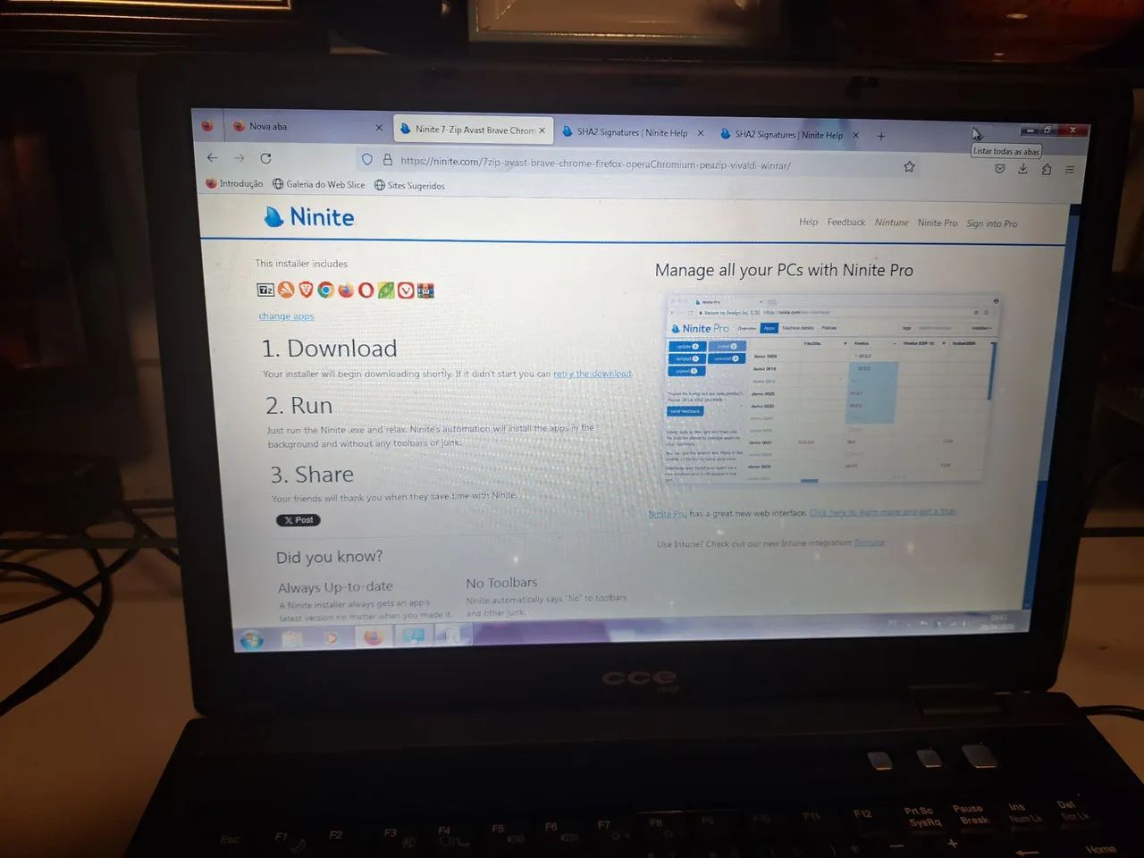 Notebook cce.  Windows 7 .2 gb de ram HD 80 gb .tudo funcionando menos  bateria 