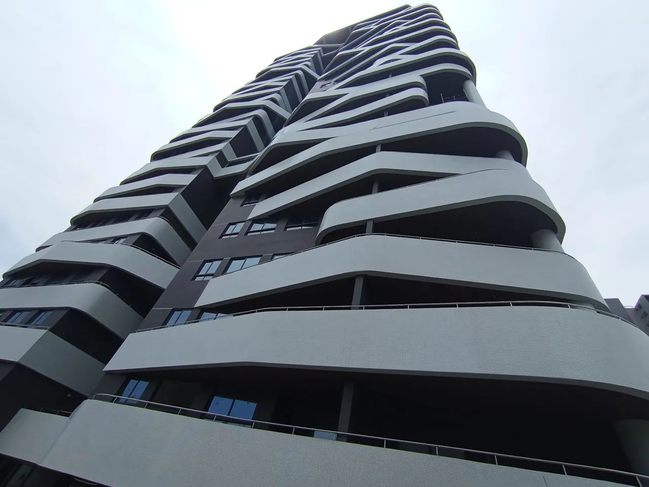 03 suites com vista mar alto padrao